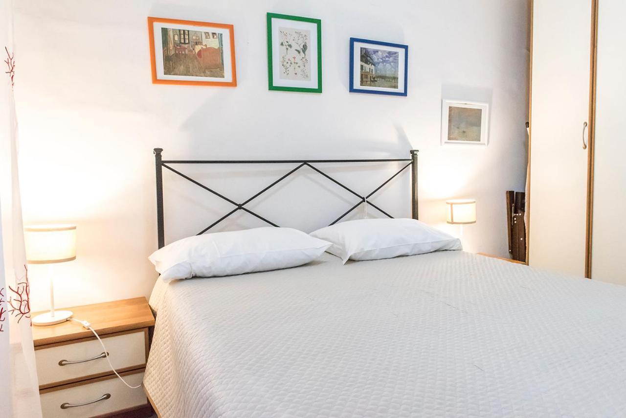 N050 - Numana, Trilocale In Centro Con Portico E Posto Auto Apartment Ngoại thất bức ảnh